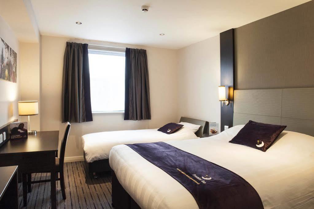 Premier Inn Premier Inn York South West Esterno foto