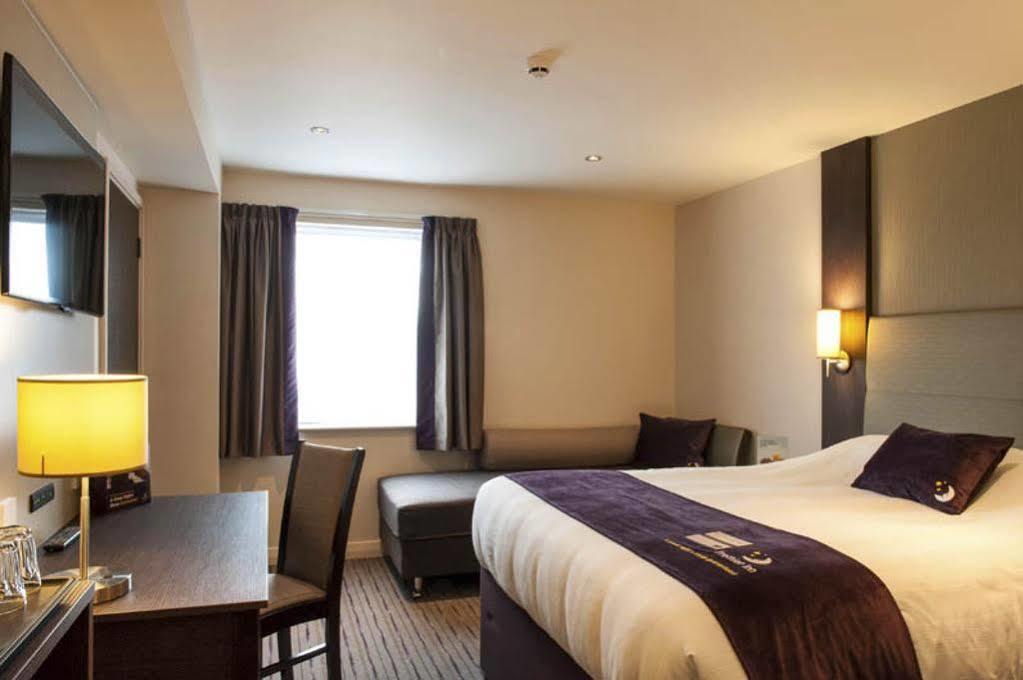 Premier Inn Premier Inn York South West Esterno foto