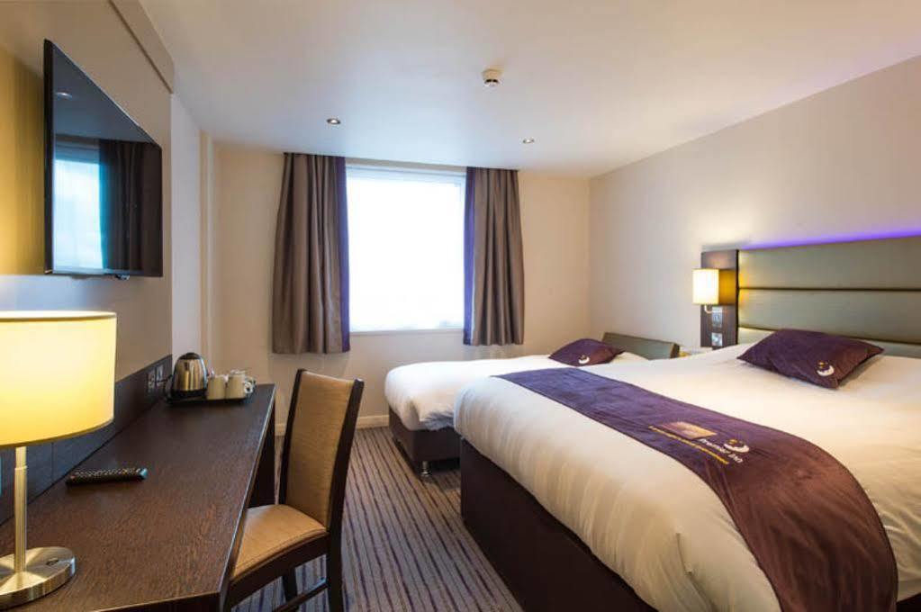 Premier Inn Premier Inn York South West Esterno foto