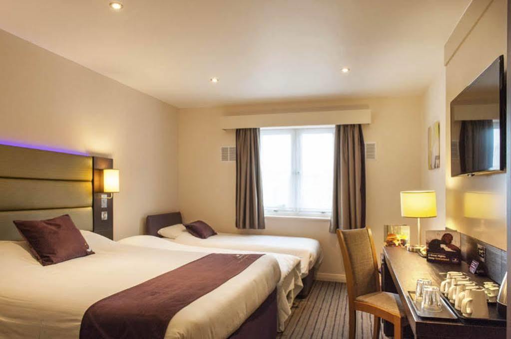 Premier Inn Premier Inn York South West Esterno foto
