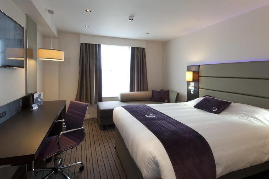 Premier Inn Premier Inn York South West Esterno foto