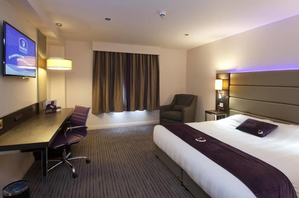 Premier Inn Premier Inn York South West Esterno foto